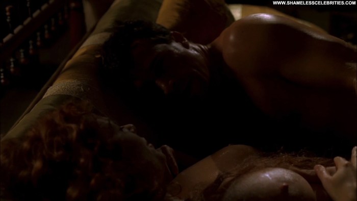 Zuleikha Robinson naked