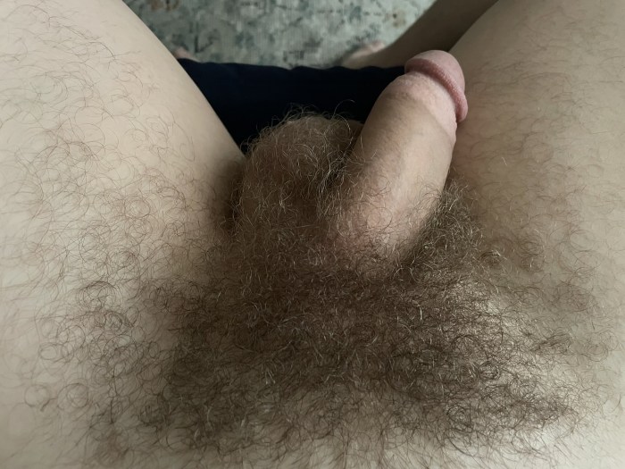 Member with black hairs