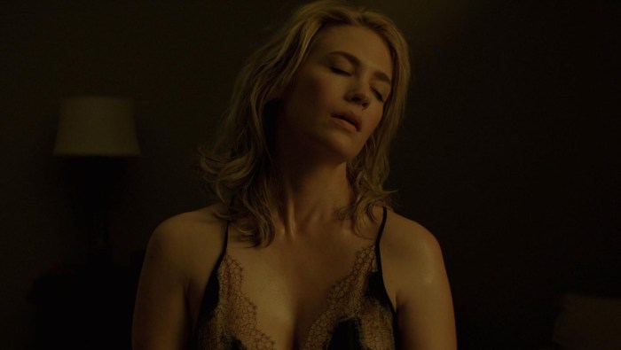 Erotic scenes with Janiery Jones