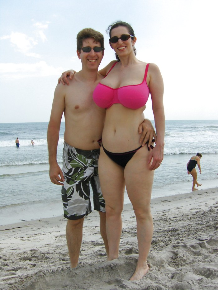 Porn with blondes on the beach