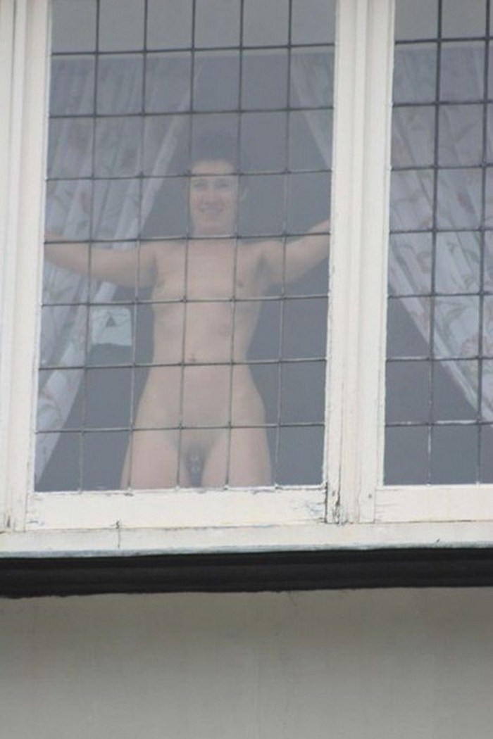 The girl is a voyeur young
