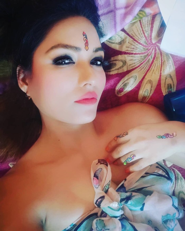 Zoya Berber in a swimsuit in real boys