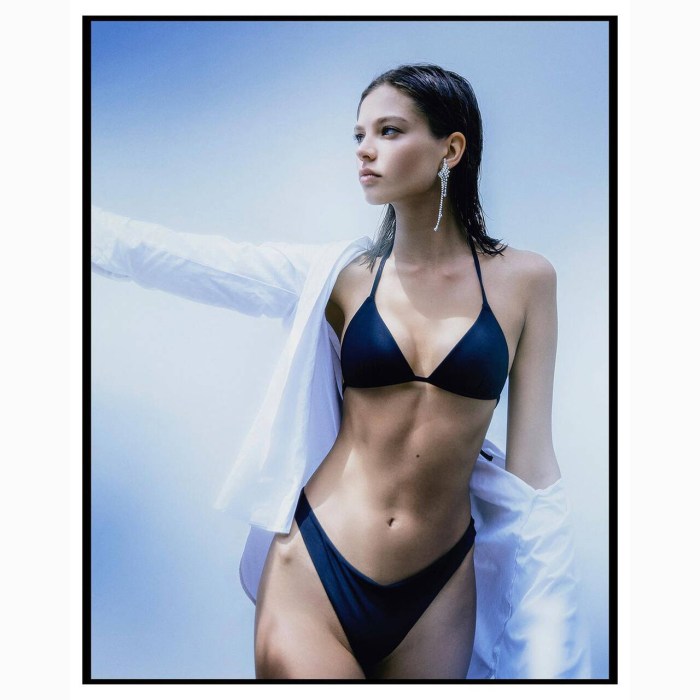 Aliskim23 Plums @aliskim23