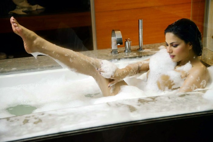 Neha Jeth Hot