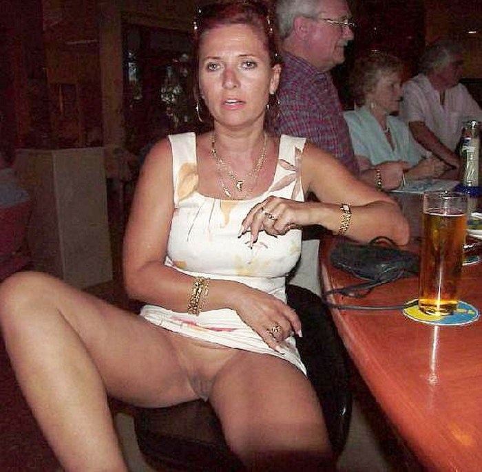 Drunk girls without panties