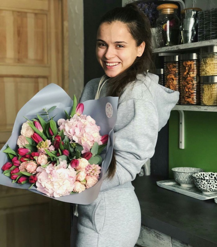 Mila Sivatskaya figure