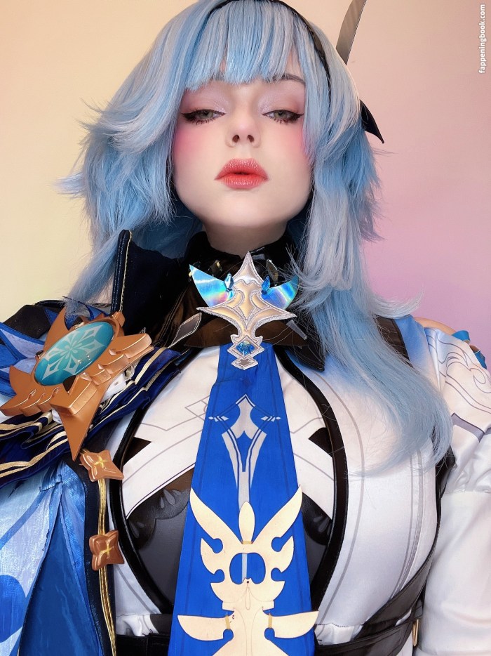 Alisa Schulz Cosplay