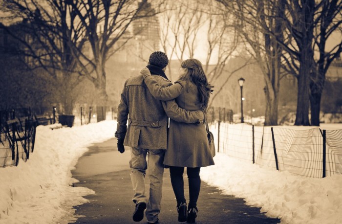 A guy with a girl in winter