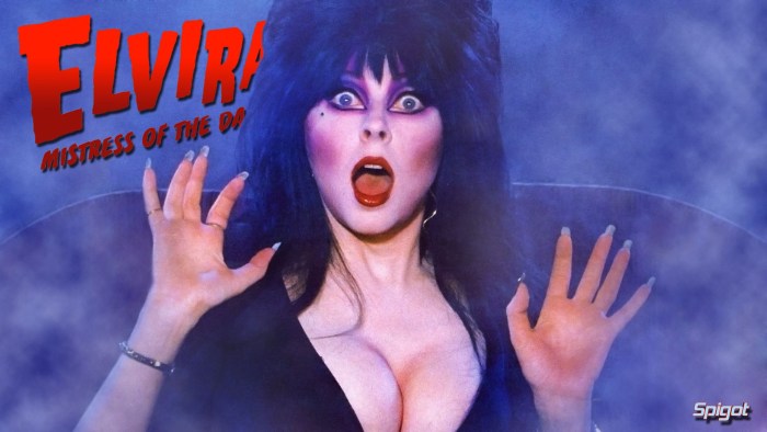 Kassandra Peterson Elvira Hippie