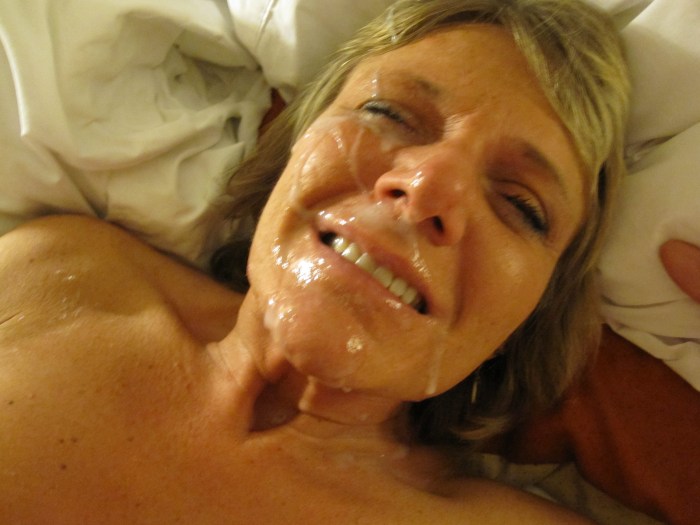 Elderly women in sperm. Selphi