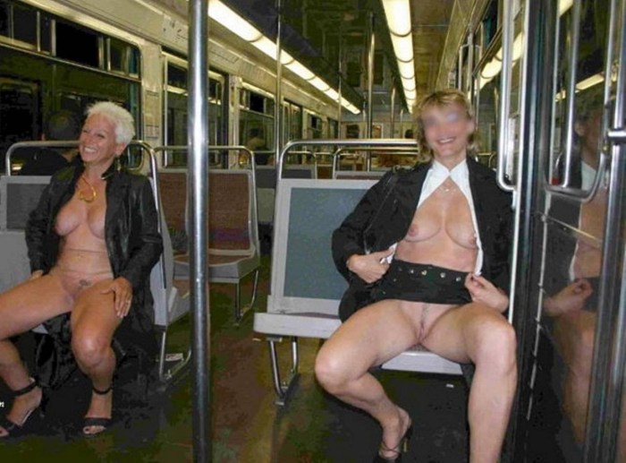 Woman without panties in the subway