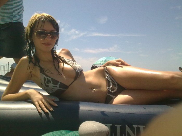 Mordovia girls in swimsuits