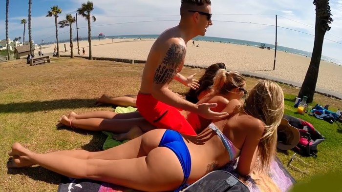 Funny Beach Prank + 18