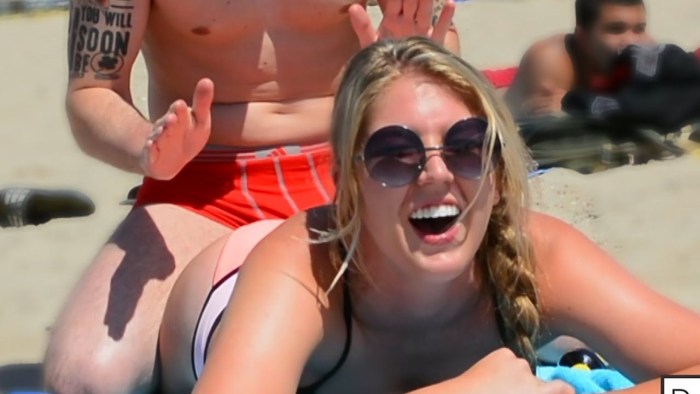 Beach party tits