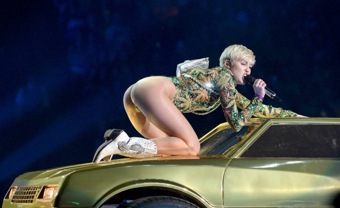 Miley Cyrus 18