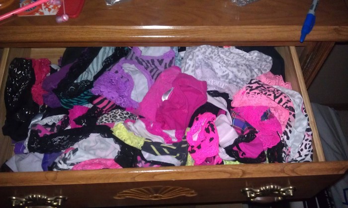 Knaker Drawer