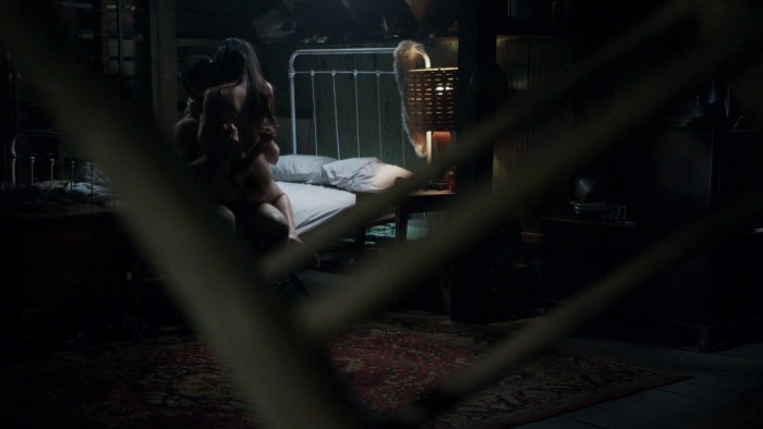 Odette Annabel legs