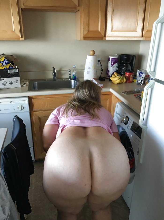 Housewives with big priests