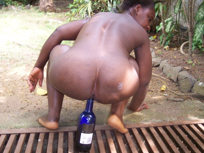 Vagina to a pregnant black woman