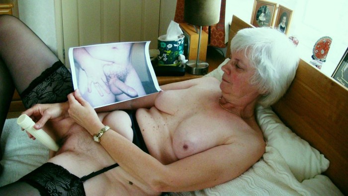 Lustygrandmas anett