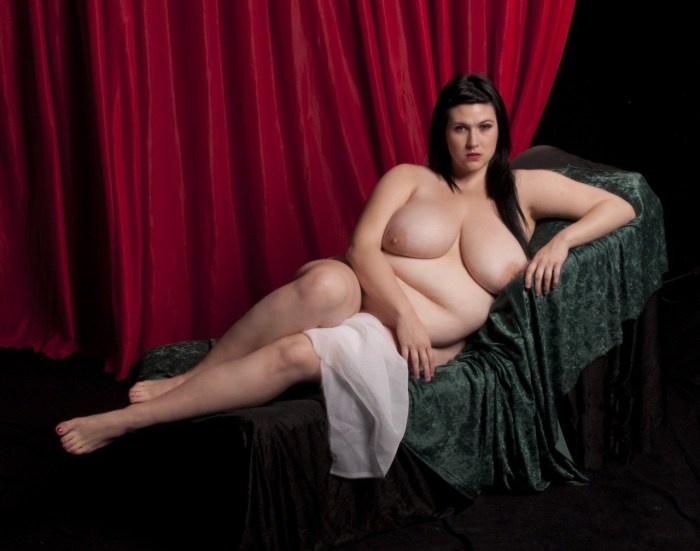 Sofia Adams plus saz naked
