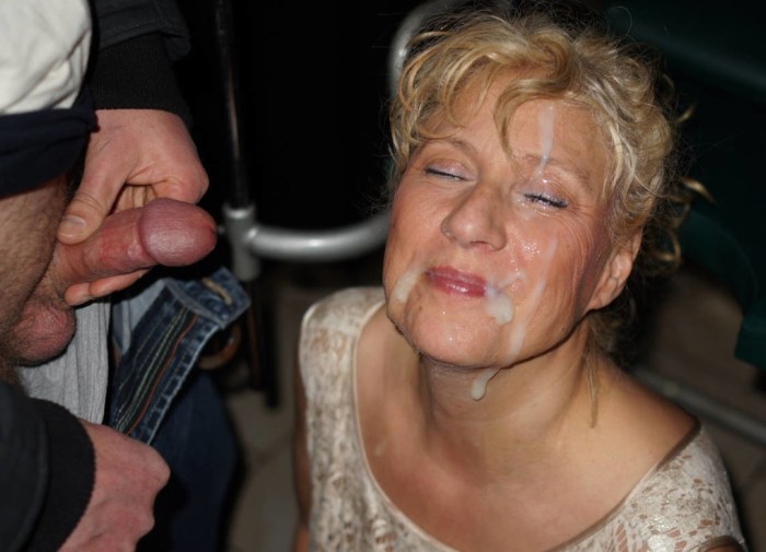 Elderly women cum in the mouth of a private