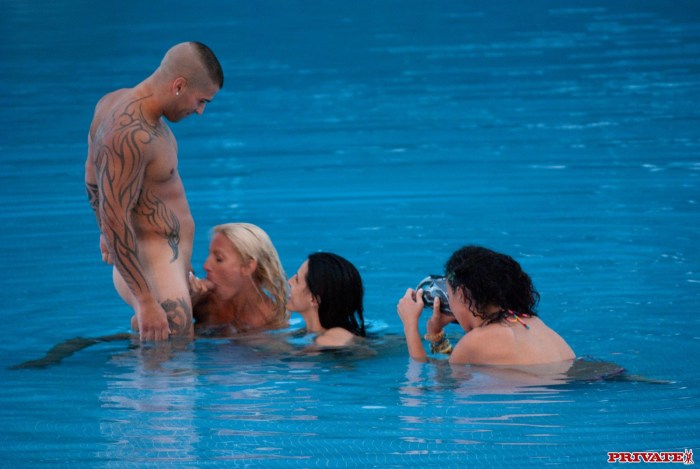 Naked in the amusement park
