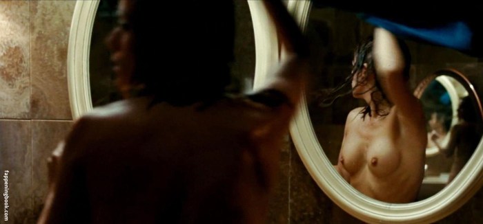 Marta Etura photo naked