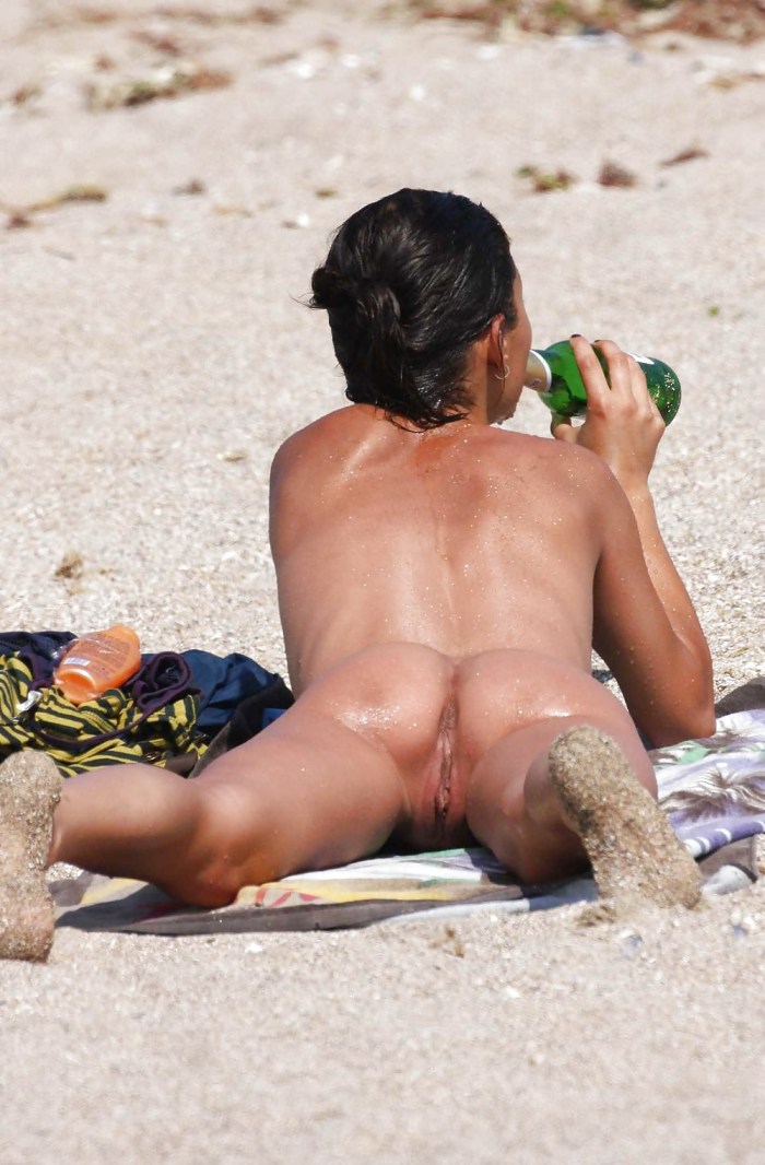 Nudist beach hidden camera