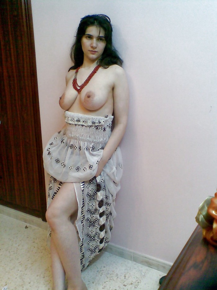 Porn photo Amara Romani