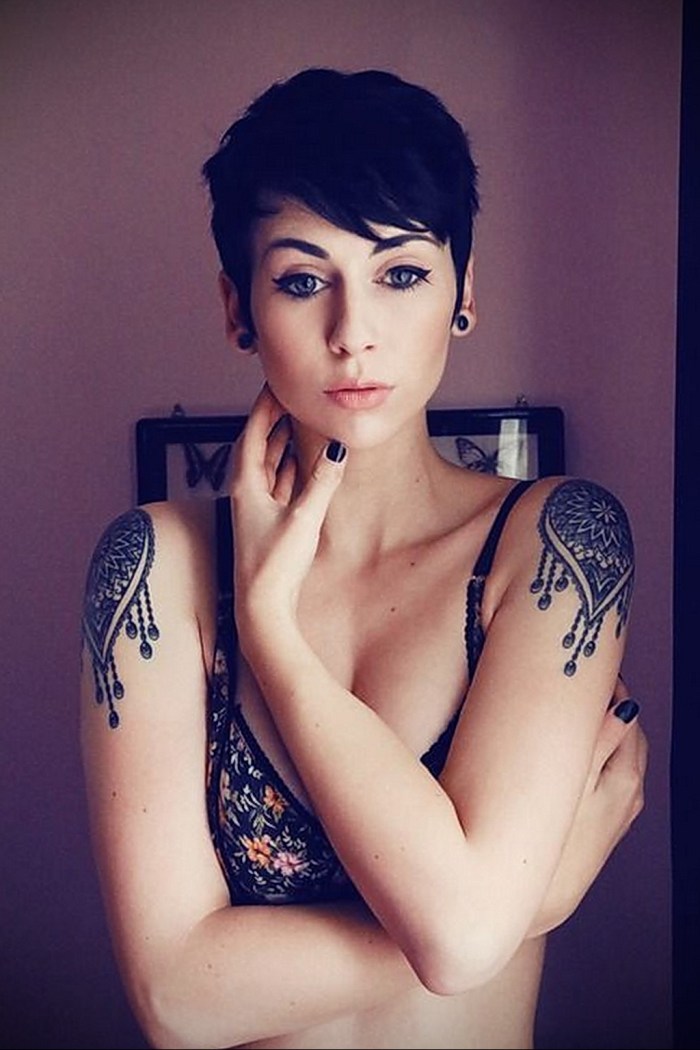 Eve Lorman haircuts