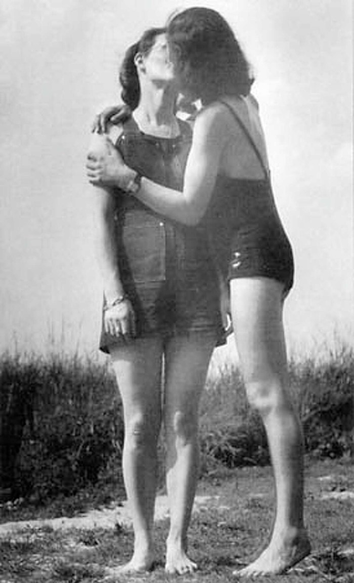 Lilly Vost and Felitsa Schragenheim