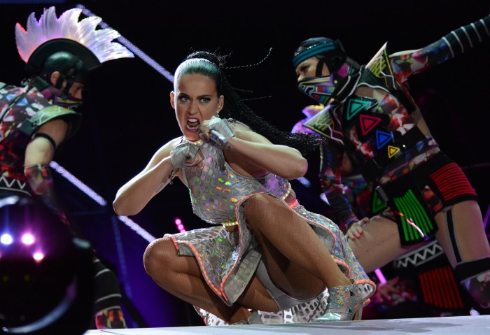 Katy Perry dancing