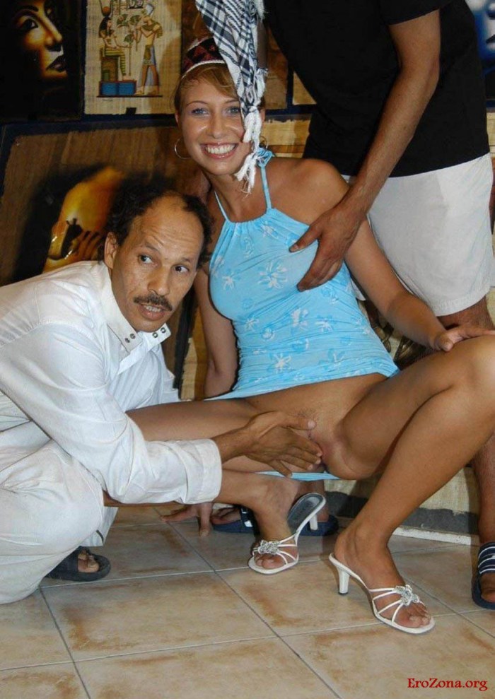 Fuck a miniature brunette