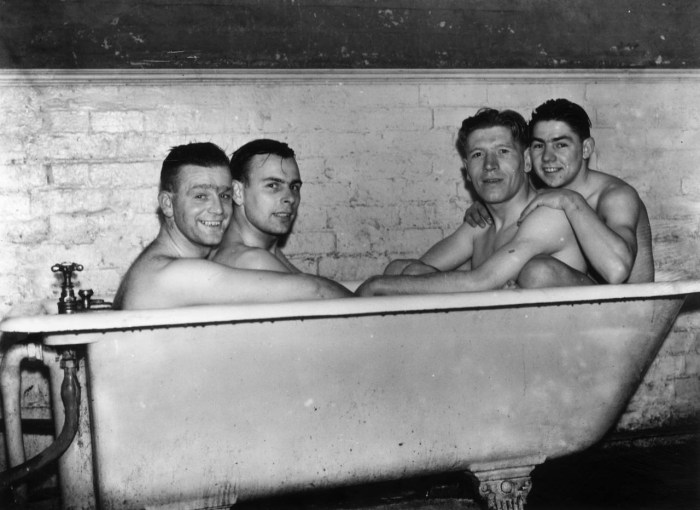 Naked women in a public bath
