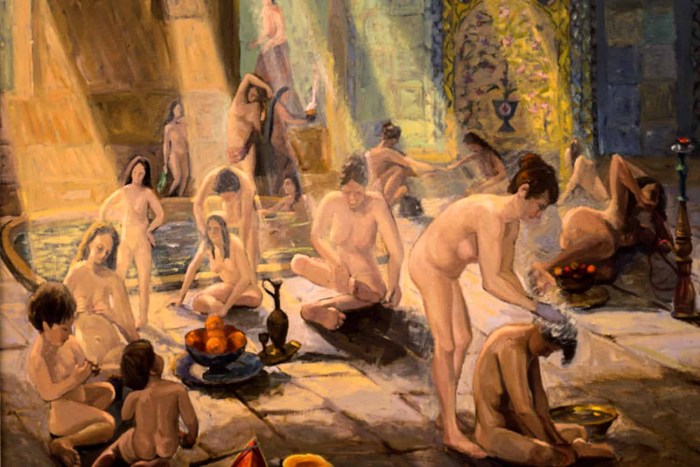 Tokyo Bathhouse Offers Naked School To Lure Bathers
