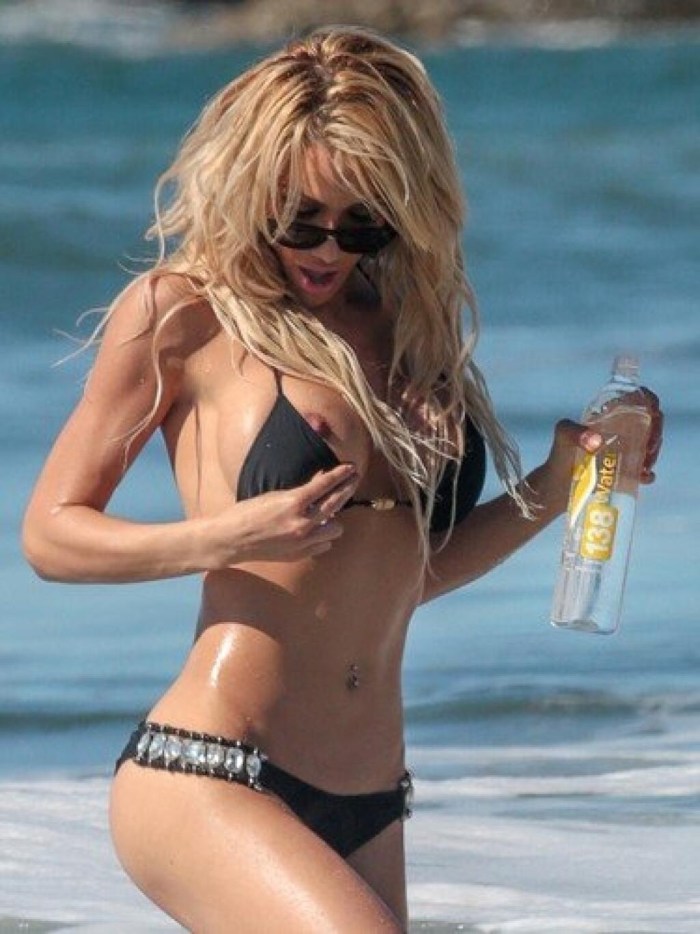 5 Island girl