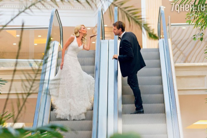 Alexandra Vladimirovna Savelyeva and Kirill Safonov