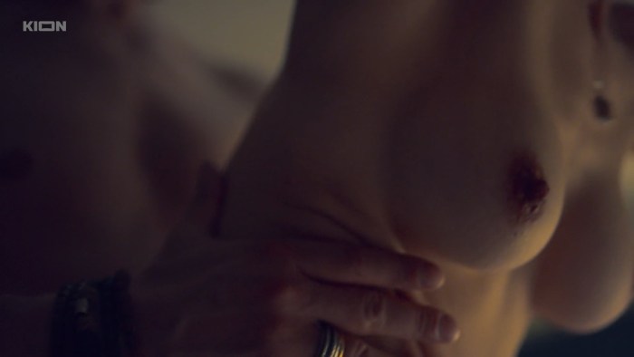 Alexandra Daddario +18