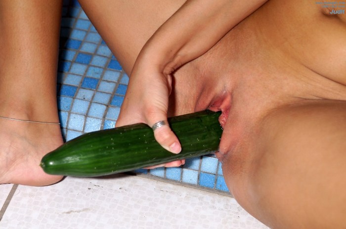Masturbation cucumbers in the pool