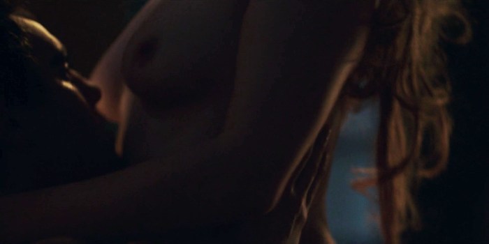 Phone Number Elisabeth Moss