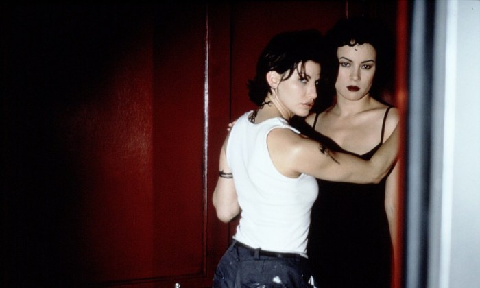 Gina Gershon