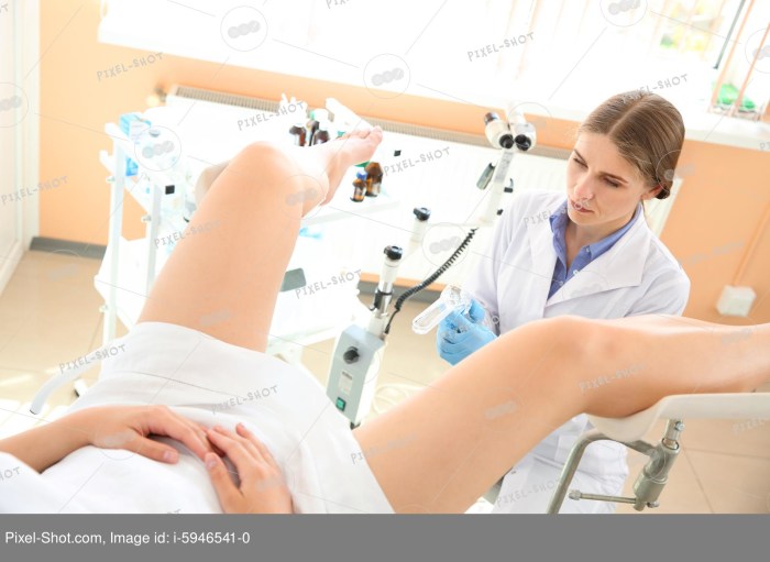 A proximity at the gynecologist