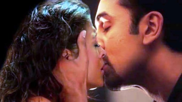 Aishwaria Paradise Hot Scene