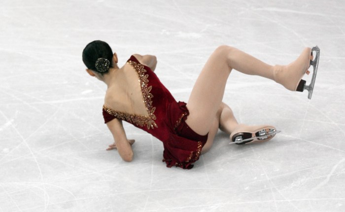 Naked skaters of a woman