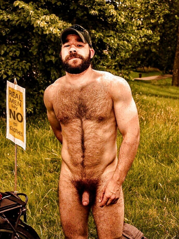 Masturbation of bearded men