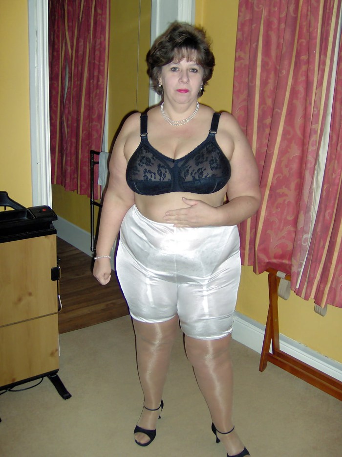 Penny "Underbust" Brown