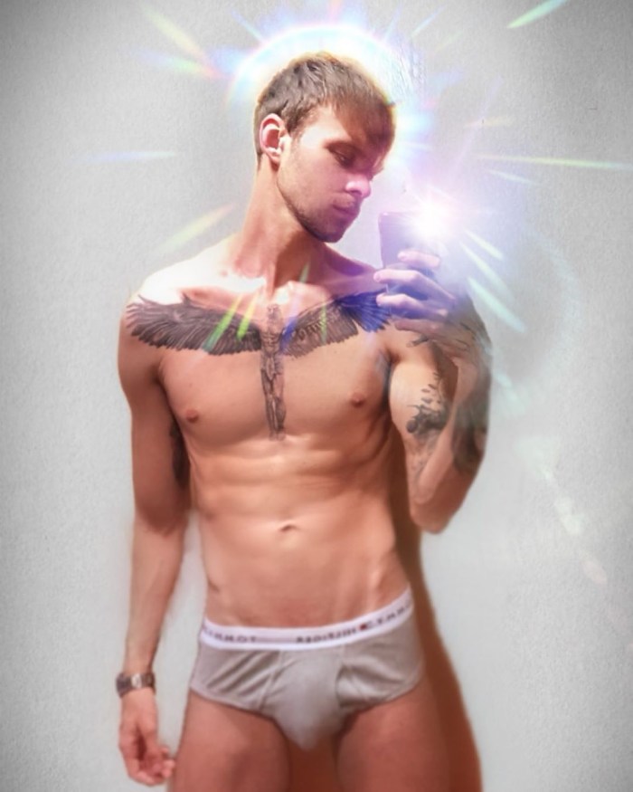Max Barsky 2020 torso