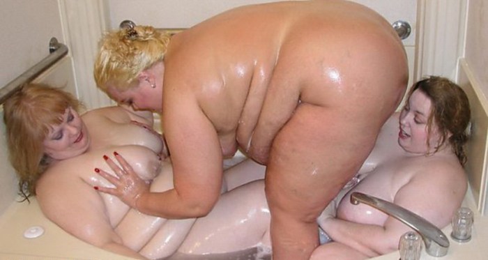 Fat women porn. In the bath