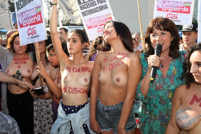 Naked women who crushed
